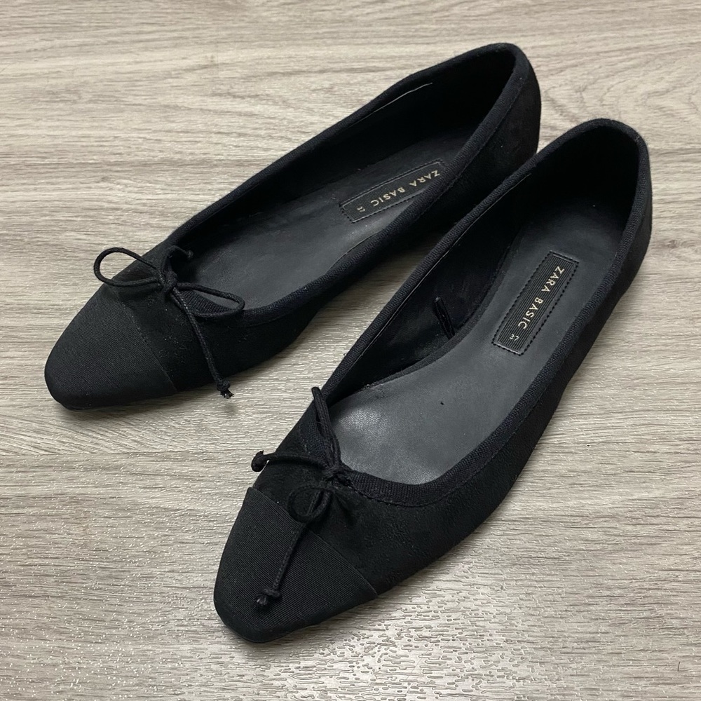 Zara All Black Cap Toe Ballet Flats size 37